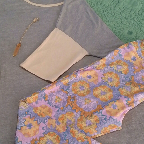 Lularoe Outfit with Irma and Leggings - Picture 2 of 6